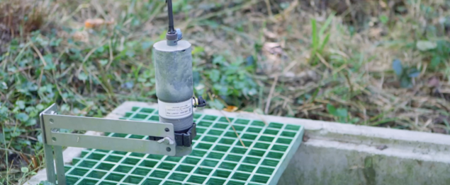 Pour comprendre le drainage et les phytos un système de mesure du débit d'eau dans un drain a été installé sur l’EARL Gachot.